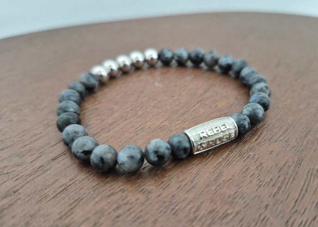 Grijze Rebel & Rose armband maat S vrouwen dames and en, Sieraden, Tassen en Uiterlijk, Armbanden, Ophalen of Verzenden, Zo goed als nieuw