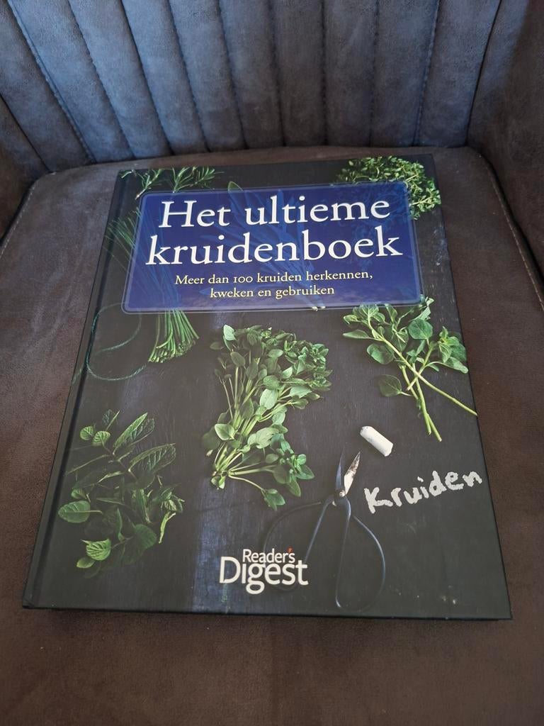 Het Ultieme Kruidenboek - Reader's Digest, Boeken, Ophalen of Verzenden, Zo goed als nieuw, Reader's Digest