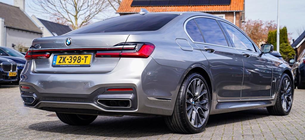 BMW 7-serie 750i xDrive High Executive | Panorama | Luxe Led, Auto's, BMW, Automaat, Gebruikt, 4395 cc, 120 €/maand