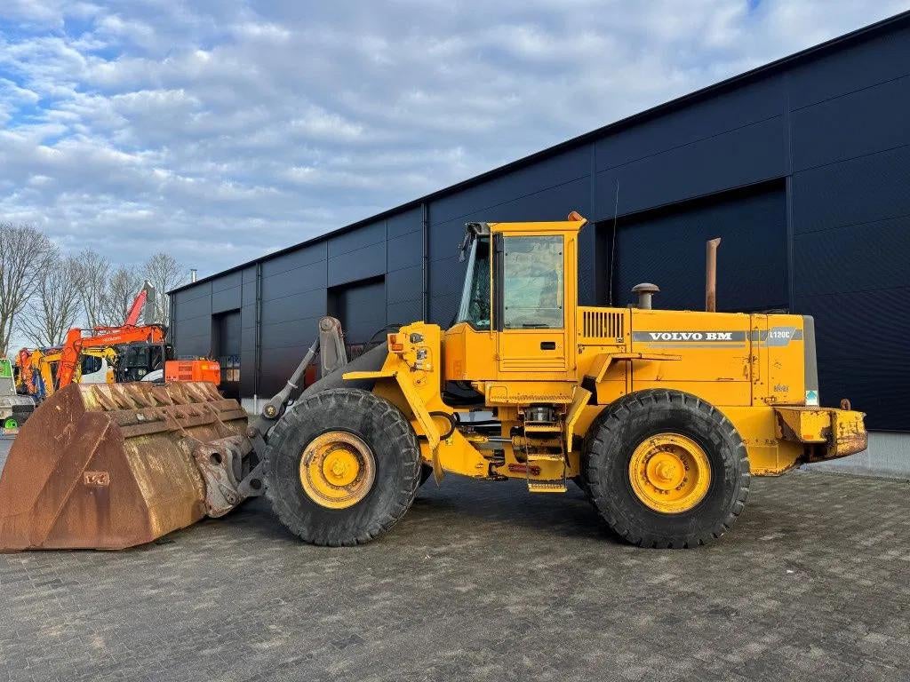 Volvo L120C, Wiellader of Shovel