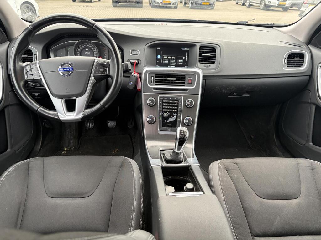 Volvo V60 2.0 D4 Momentum, Auto's, Voorwielaandrijving, Stof, 4 cilinders, Origineel Nederlands