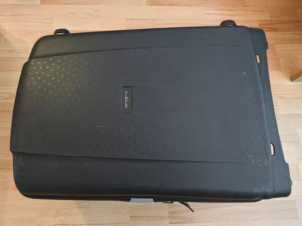 Samsonite Aeris Spinner 75cm koffer met TSA-slot, Hard kunststof, 45 tot 55 cm, Zo goed als nieuw, 70 cm of meer