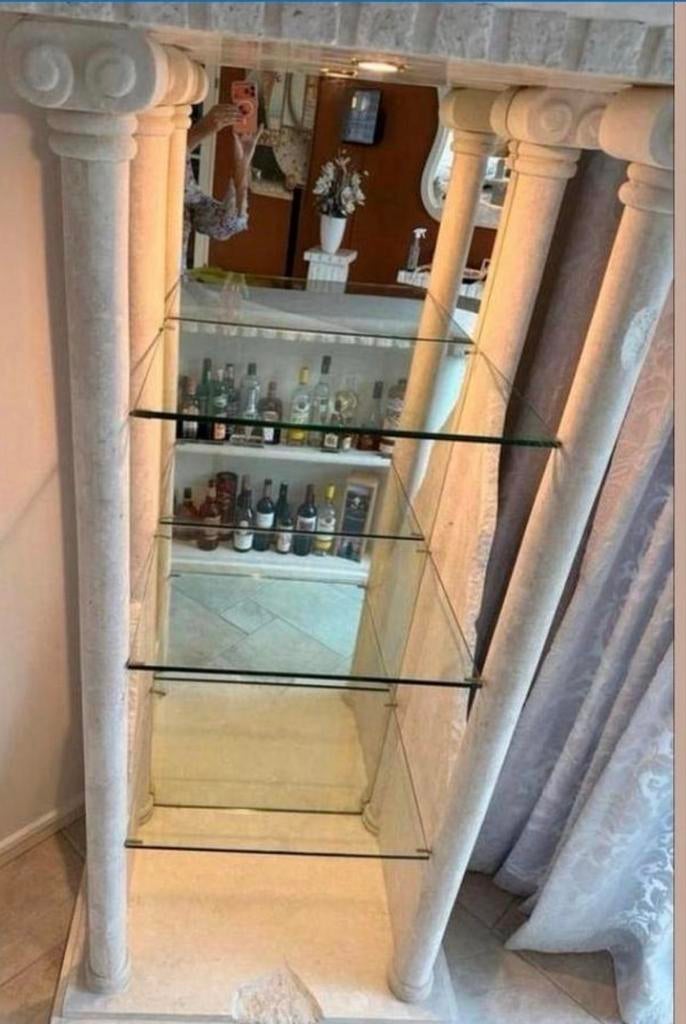 Open vitrinekast met glazen platen, Griekse stijl, Met plank(en), Gebruikt, Glas, 150 tot 200 cm