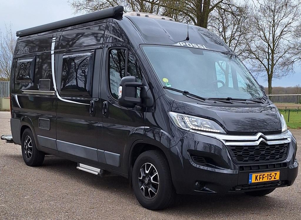 Pössl 2Win 2018 Softclose, motorplateau 50.000 km als nieuw!, Caravans en Kamperen, Campers, Chemisch toilet, Buscamper of Camperbus