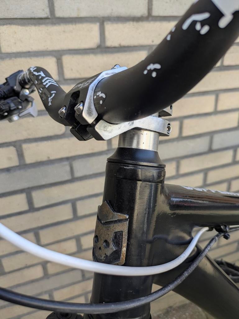 CUSTOM BULLS COPPERHEAD 3 – ONE-OF-A-KIND WHEELIEBIKE / MTB, Vering, 49 tot 53 cm, Meer dan 20 versnellingen, Ophalen