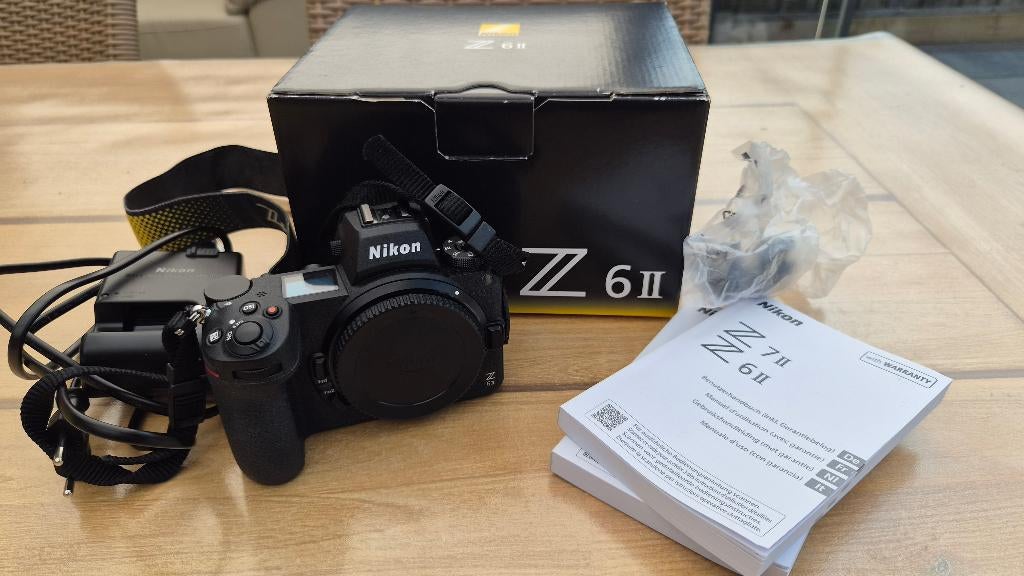 Nikon Z6II - Zeer nette staat incl. doos en accessoires, Audio, Tv en Foto, Fotocamera's Digitaal, Spiegelreflex, Ophalen of Verzenden