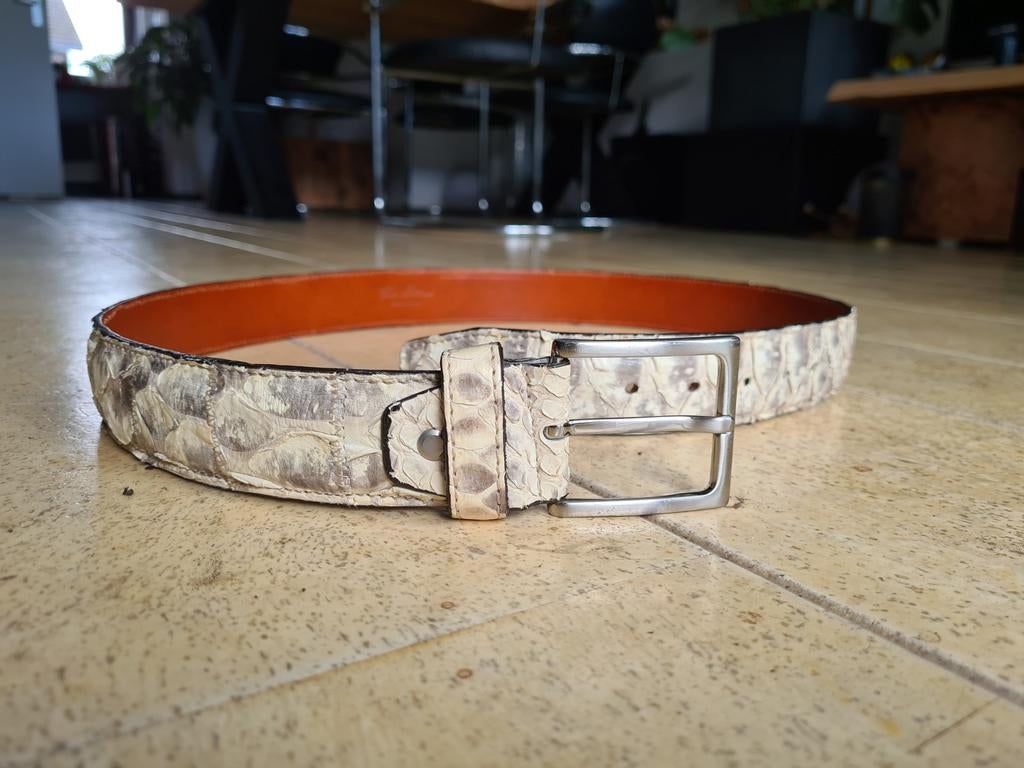 Python riem heren 118 cm lang. 4 cm breed. Leren heren riem, Kleding | Heren, Riemen en Ceinturen, Ophalen of Verzenden, Bruin