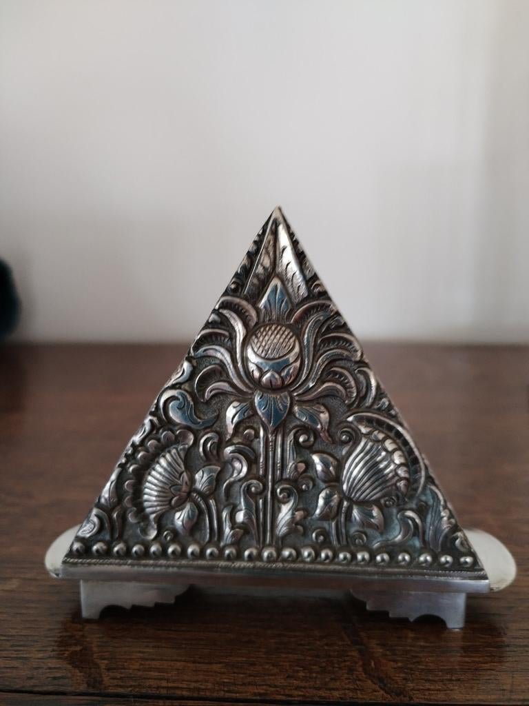 Antieke Zilveren Brievenst. Djokja, zilver,800sms,, Ophalen of Verzenden