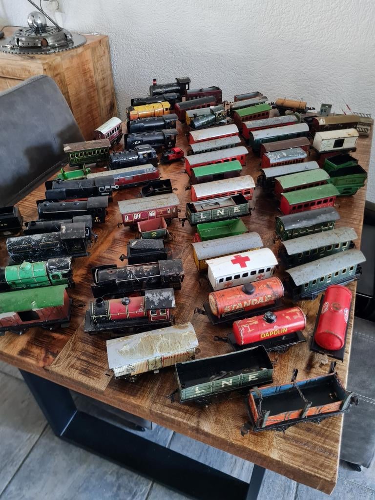 Blikken treinen en veel locomotieven, Overige merken, Gebruikt, Ophalen of Verzenden, Gelijkstroom