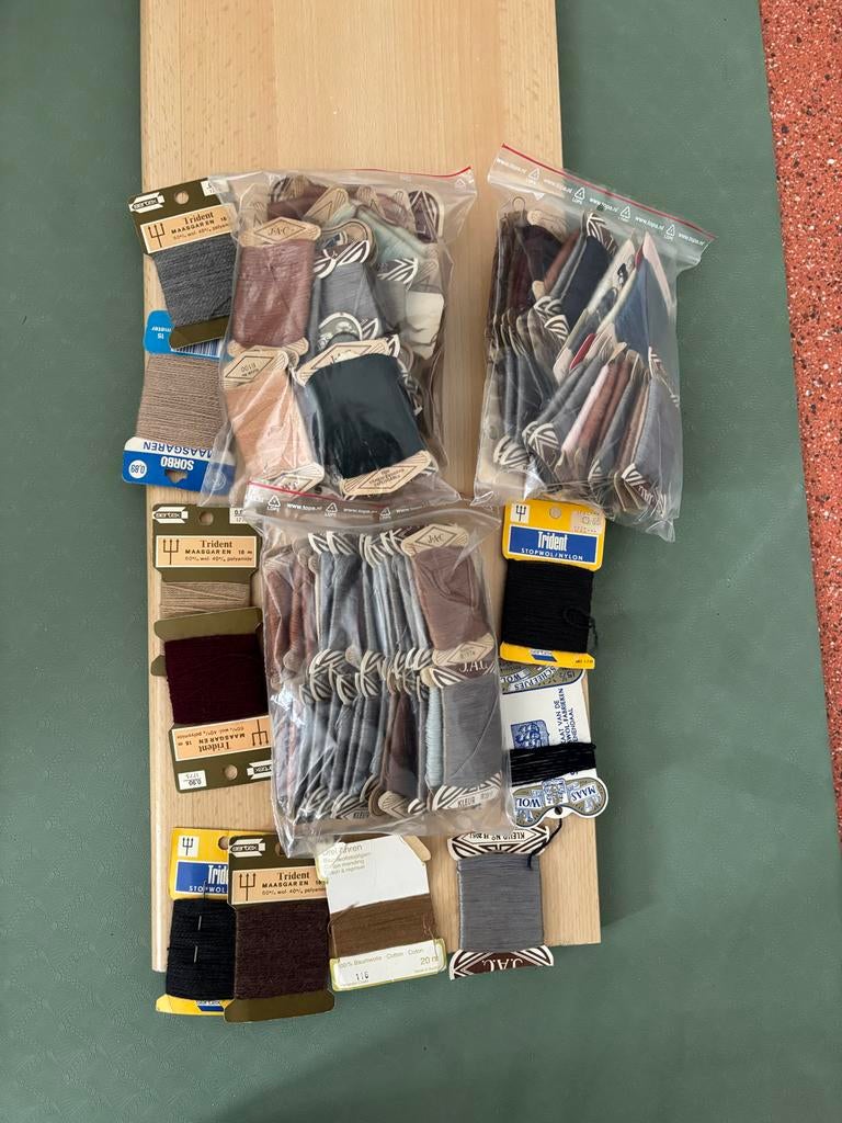 Partij oud Maasgaren en splitgaren - Diverse kleuren, Hobby en Vrije tijd, Naaien en Fournituren, Ophalen of Verzenden, Gebruikt