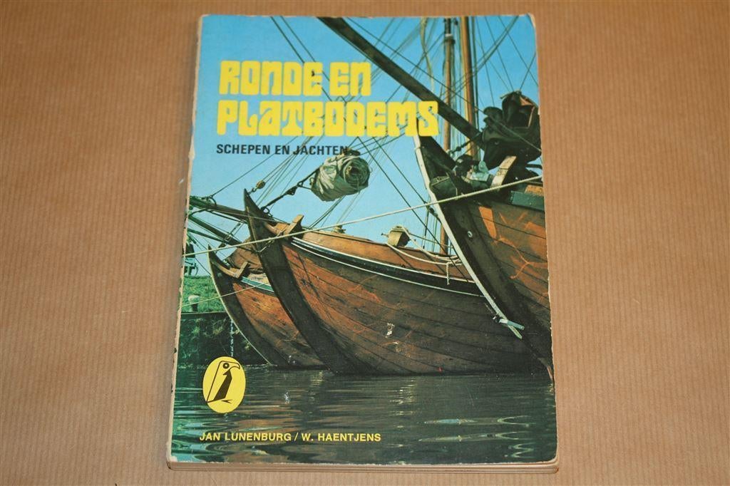 Ronde en platbodems - Schepen en jachten, Boeken, Ophalen of Verzenden, Gelezen, Tekenen en Schilderen