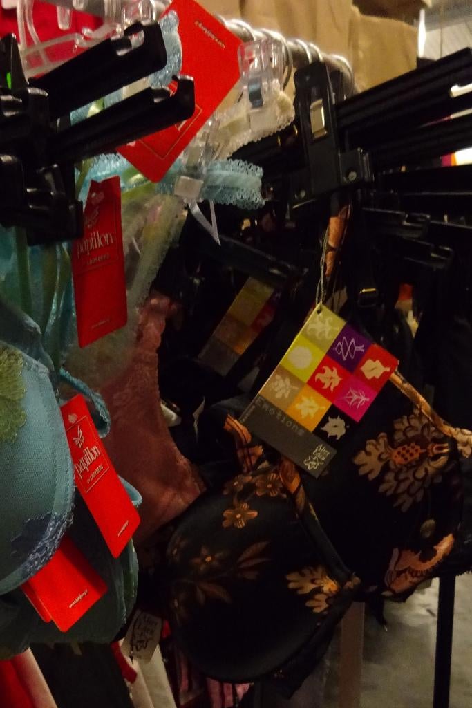 NIEUW Partij van 2000 stuks Ondergoed. Dames, Heren en Kinde, Ophalen of Verzenden, Nieuw, Maat 42/44 (L)