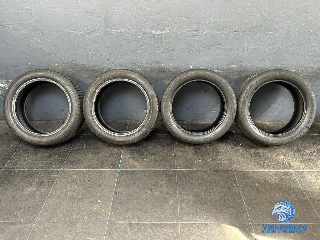 7mm! Zomerbanden 235/50R19 Pirelli Continental, 19 inch, Gebruikt, -, -