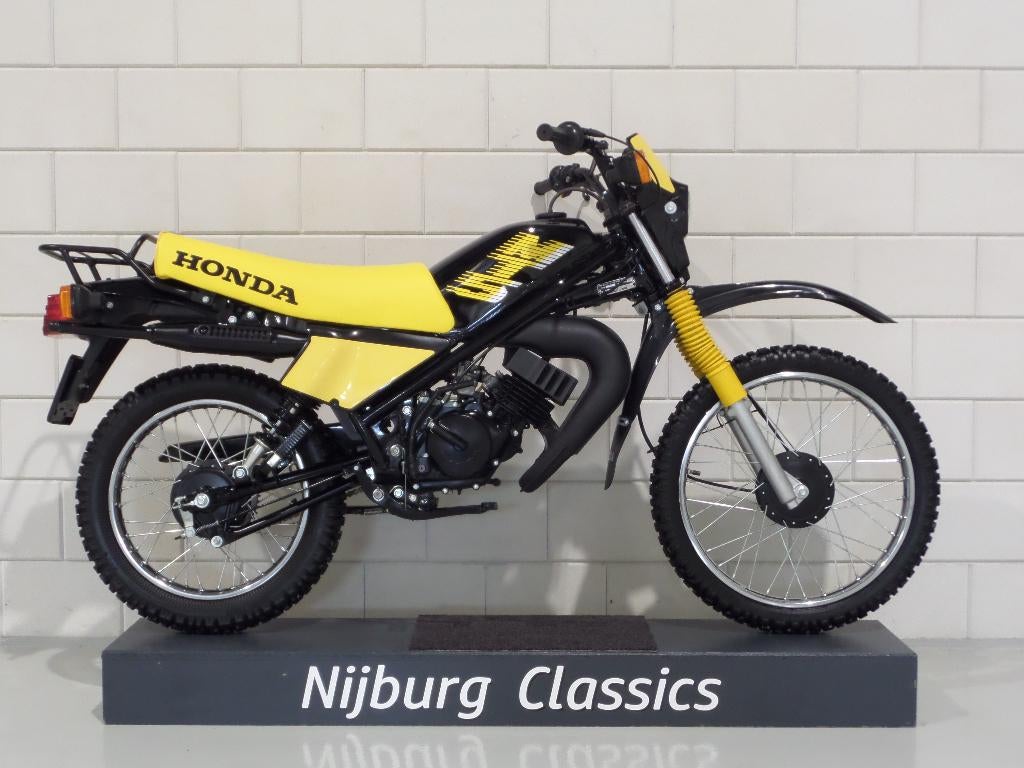 Honda MT 50 in uniek mooie staat!!, Maximaal 45 km/u, Ophalen of Verzenden, MT, 4 versnellingen