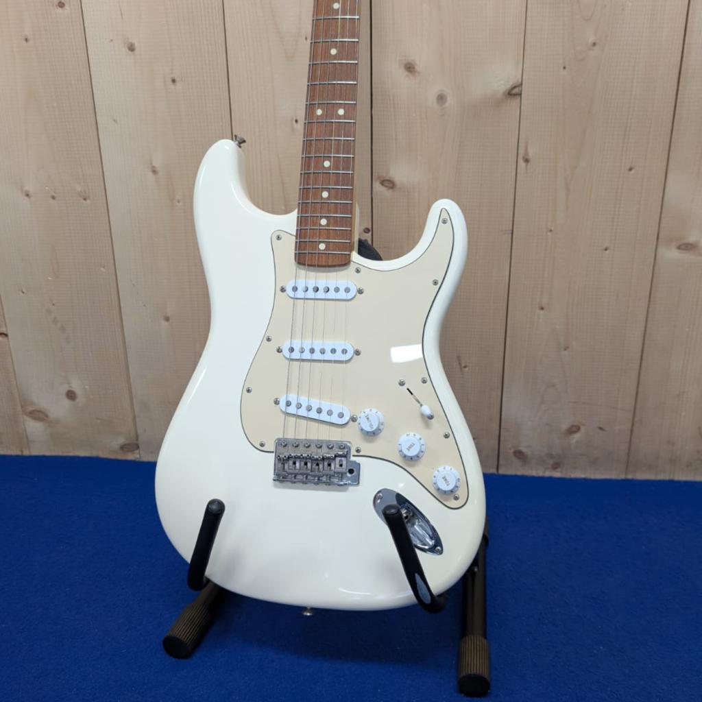 Fender Stratocaster 70s OlympicWhite elektrische gitaar 2015, Ruilrijk, Zo goed als nieuw, Info@ruilrijk.nl, Neerstraat 60, 6041 KD Roermond