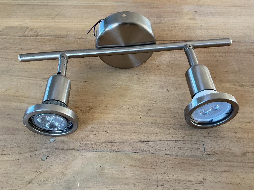 Massive RVs spotlamp, Huis en Inrichting, Lampen | Spots, Zo goed als nieuw, Plafondspot of Wandspot, Metaal of Aluminium, Led