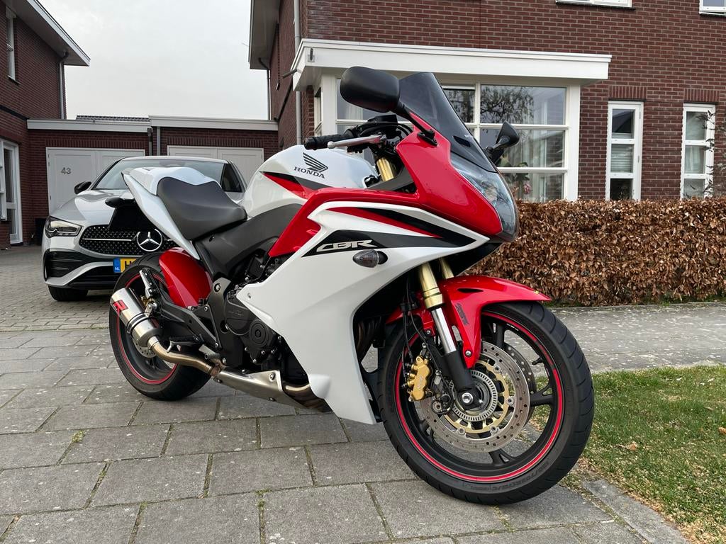 Honda CBR 600f ABS (102pk) - Zeer mooi! Sport uitlaat  2011, 4 cilinders, Motorrijbewijs A, Meer dan 35 kW, ABS