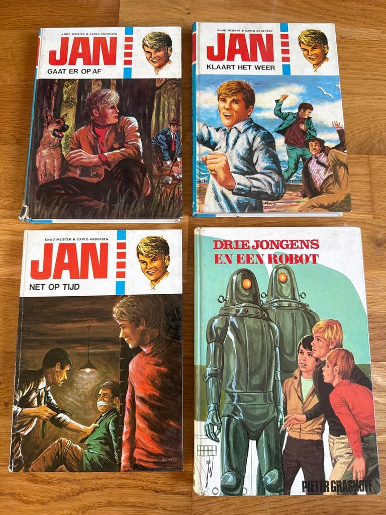 Set van 4 Oude Jongensboeken: Jan en Drie Jongens en een Rob, Ophalen of Verzenden, Gelezen, Fictie algemeen