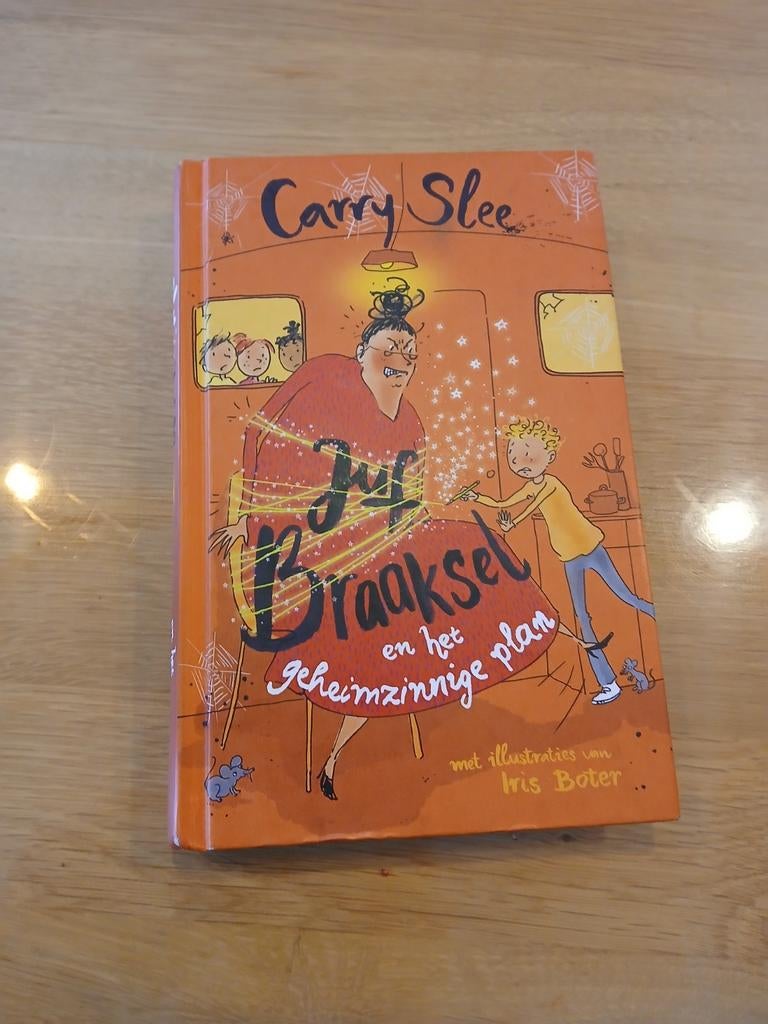 Juf braaksel, Boeken, Kinderboeken | Jeugd | 10 tot 12 jaar, Ophalen of Verzenden, Zo goed als nieuw