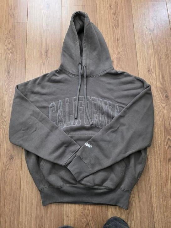 Pull&Bear Hoodie SWD Grijzig Maat XS Heren Nieuw, Nieuw, Ophalen of Verzenden, Pull&Bear, Grijs