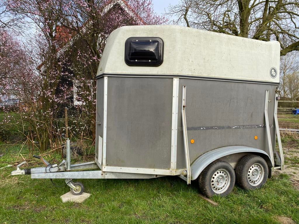 Blomert 2 paards paardentrailer, Ophalen, Gebruikt, Hout