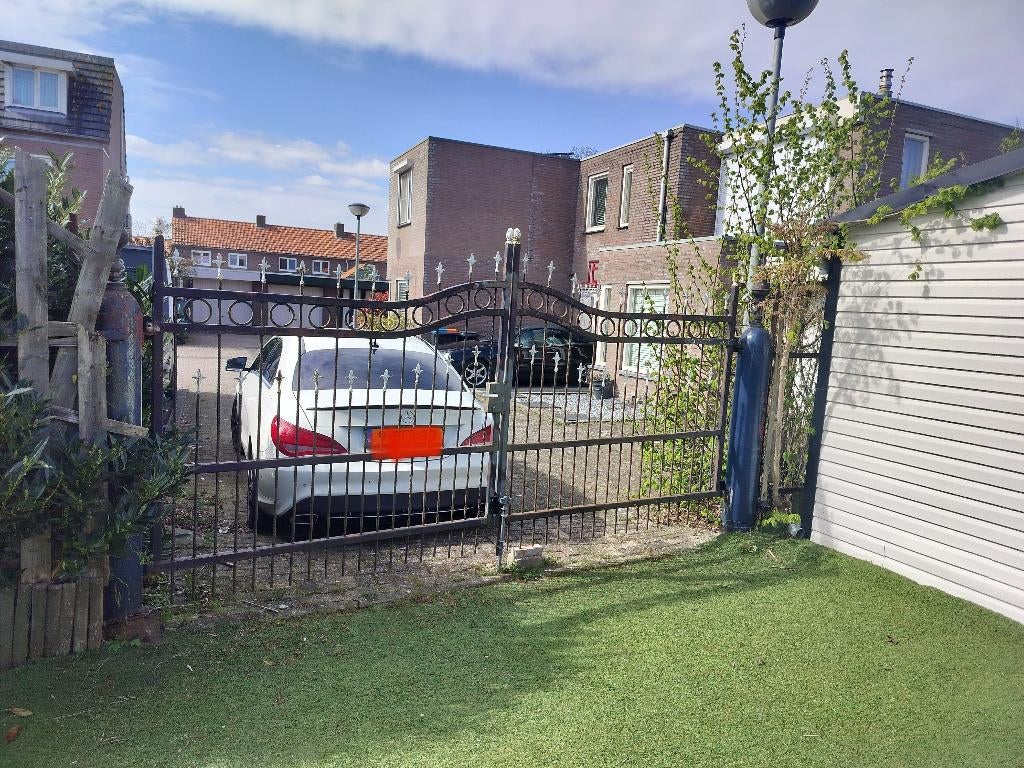 Dubbele stalen poort, Ophalen, Gebruikt, 150 tot 200 cm, IJzer