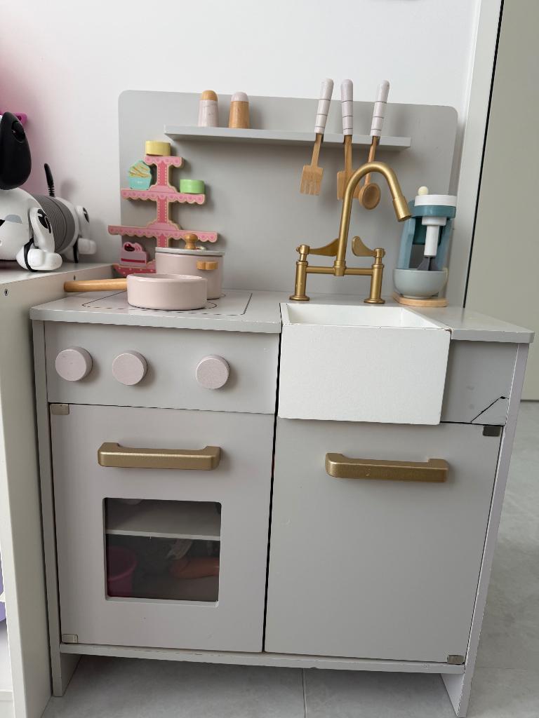 Speelgoed keuken petite amelie, Kinderen en Baby's, Ophalen, Gebruikt, Hout, Speelkeuken