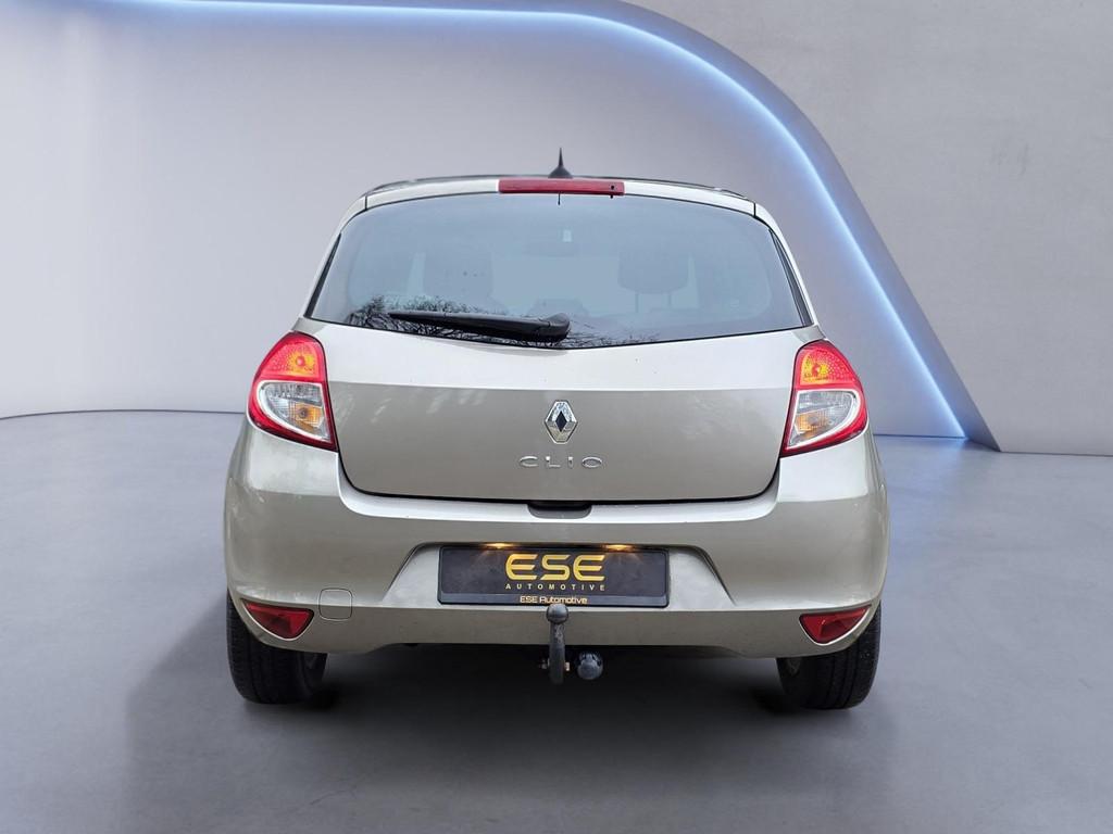 Renault Clio 1.2 Collection | Navi | Airco | Trekhaak, Auto's, Voorwielaandrijving, Euro 5, Gebruikt, Navigatiesysteem