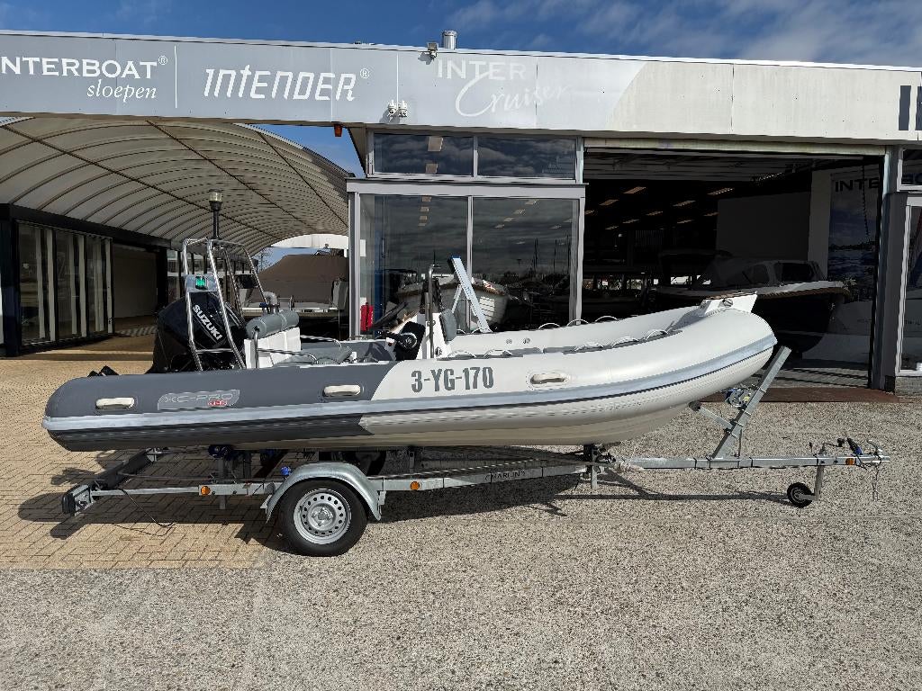 RIB XC-PRO-480 met 30 pk Suzuki en trailer, Gebruikt, Benzine, Minder dan 70 pk, Overige materialen