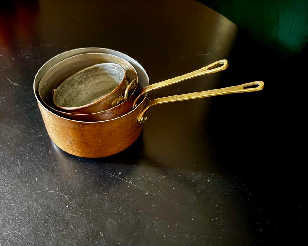 Set van 3 koperen pannen  waarvan 2 steelpannen antiek, Ophalen of Verzenden, Gebruikt, Overige materialen, Pannenset