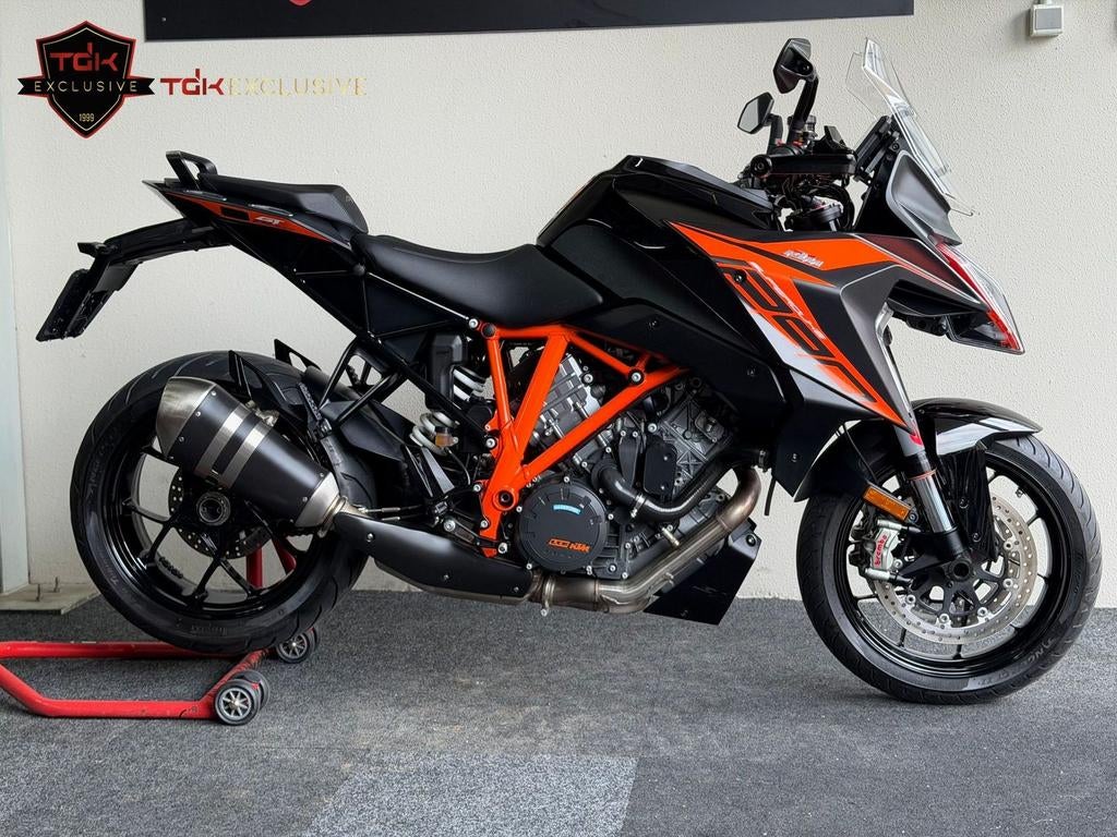 KTM 1290 SUPERDUKE GT TOPSTAAT! (SUPER DUKE R ADVENTURE S), Motoren, Motoren | KTM, 2 cilinders, Motorrijbewijs A, Bedrijf, 1301 cc