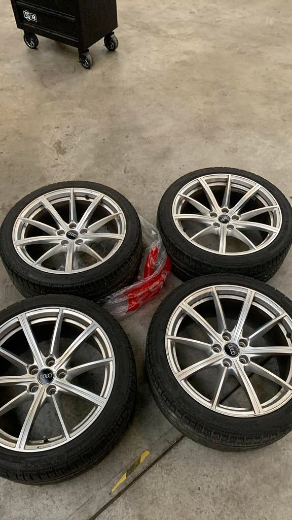 Audi rs4 b9 winter set 19 inch, Auto-onderdelen, Banden en Velgen, Gebruikt, 265 mm, Banden en Velgen, Winterbanden
