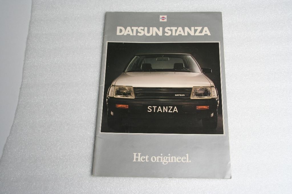 Folder Datsun Stanza (12-1985) (16), Ophalen of Verzenden, Zo goed als nieuw, Overige merken