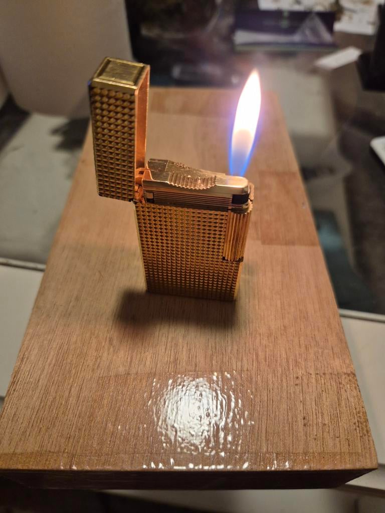 Dupont gouden aansteker, Ophalen of Verzenden, Gebruikt, Aansteker