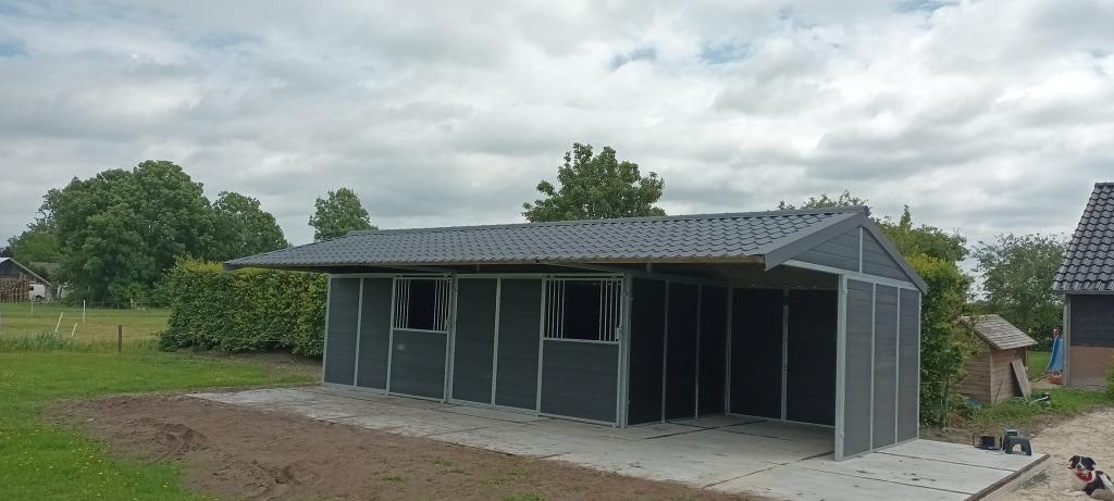 buitenstallen paardenstallen authentiek demontabel en eventu, Stalling, 2 of 3 paarden of pony's