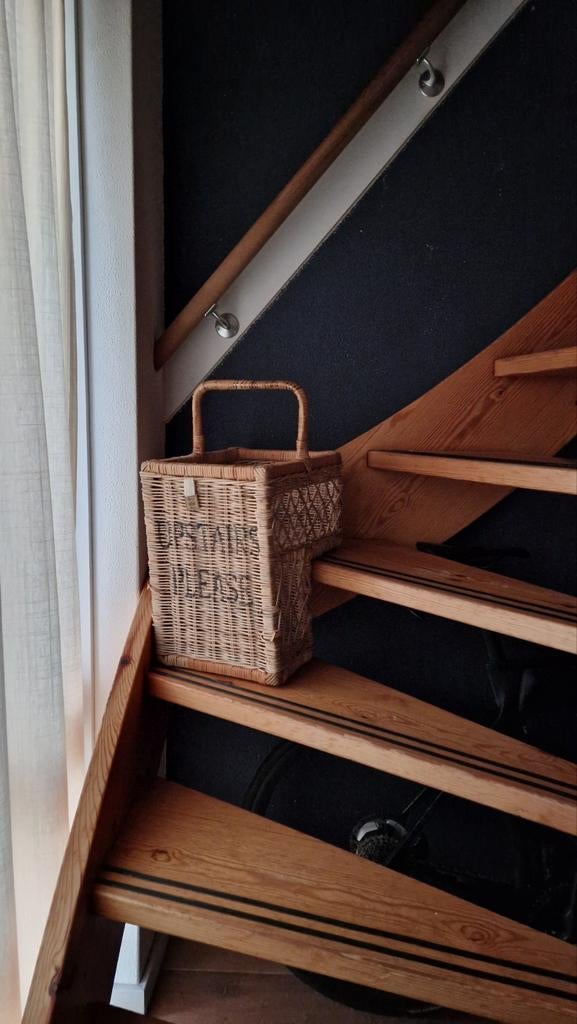 Rieten mand Rivièra Maison - Trap organizer, Huis en Inrichting, Woonaccessoires | Memoborden, Ophalen