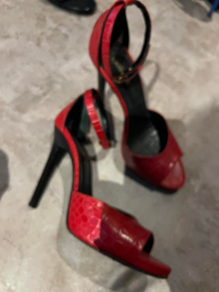 ROBERTO CAVALLI hakken slangenleer 39 origineel zgan, Ophalen of Verzenden, Zo goed als nieuw, Schoenen met hoge hakken, Roberto Cavalli