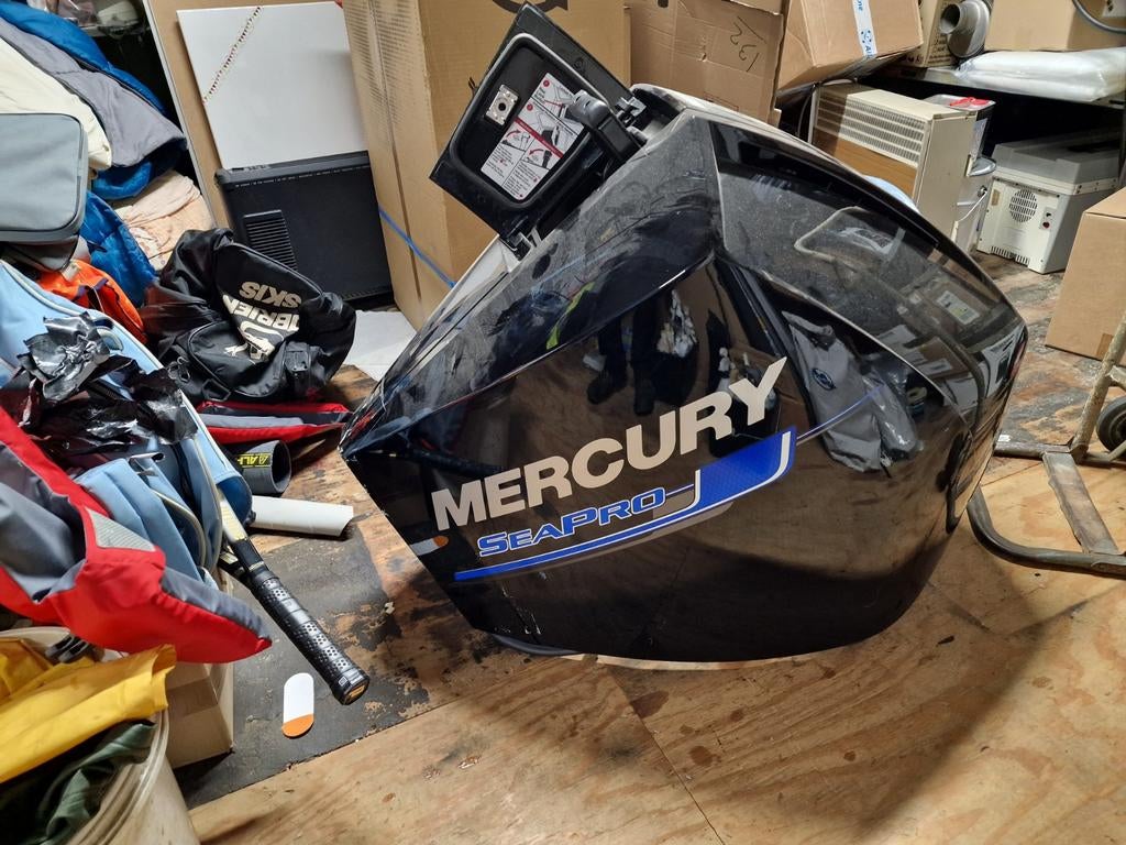 Mercury 300pk v8 kap (beschadigt), Watersport en Boten, Bootonderdelen, Ophalen, Gebruikt, Motor en Techniek, Motorboot