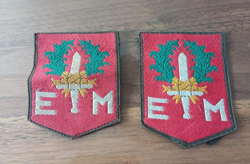 Militair Embleem - 1ste divisie 7 december, Verzamelen, Ophalen of Verzenden, Overige soorten, Overige gebieden, Embleem of Badge