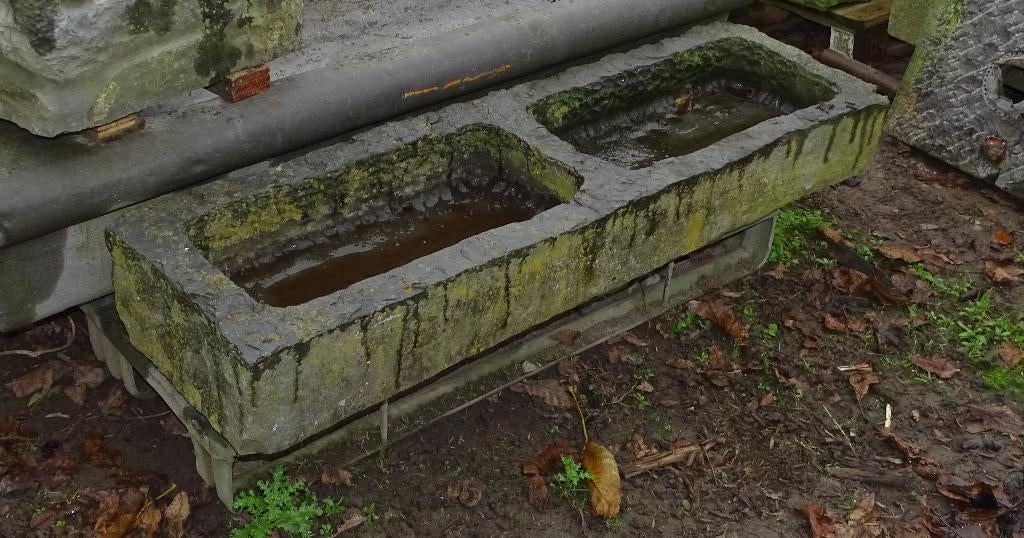 oude dubbele stenen trog gootsteen, Antiek en Kunst, Ophalen