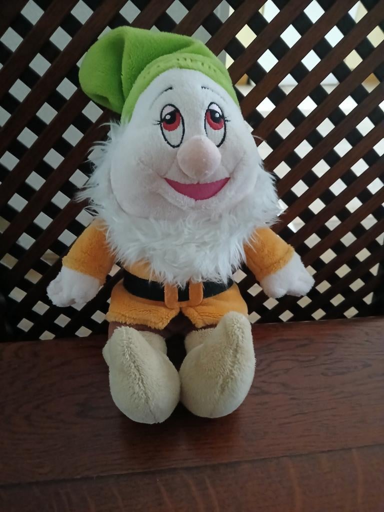 Sneeuwwitje 1 van de 7 dwergen knuffel, Ophalen of Verzenden, Zo goed als nieuw, Overige typen