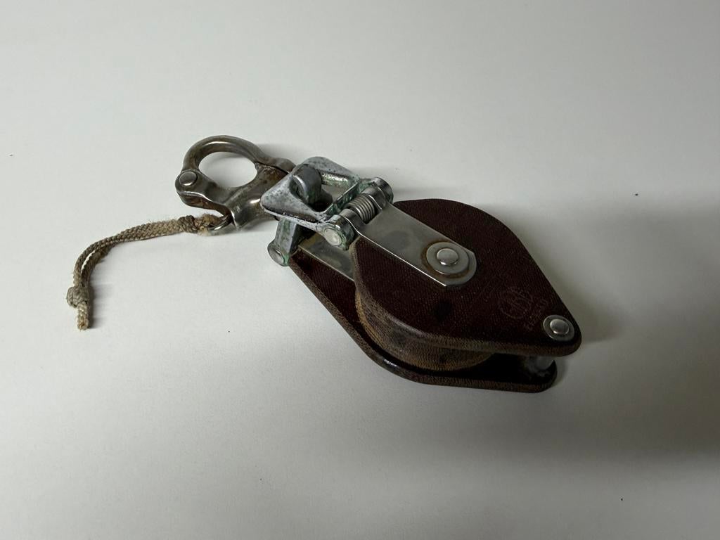 Gibb tufnol Klapblok / Snatchblok / Spinakerblok 57mm schijf, Watersport en Boten, Ophalen of Verzenden, Gebruikt, Overige typen