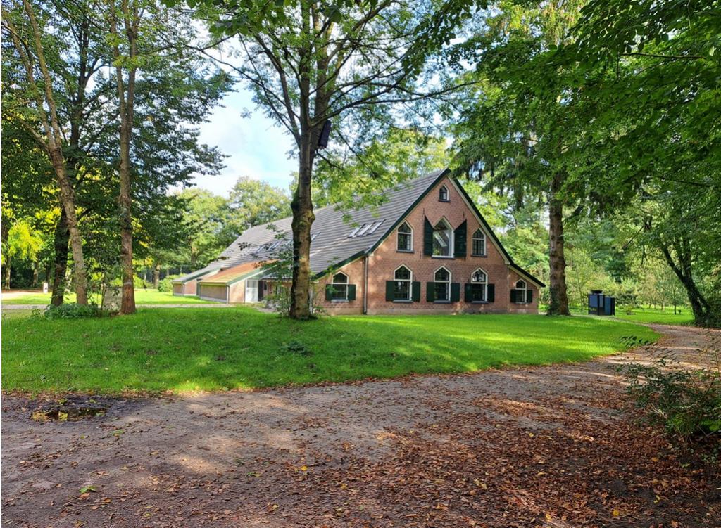 Werkplekken te huur Apeldoorn | Unieke Co working, Huur, Kantoorruimte