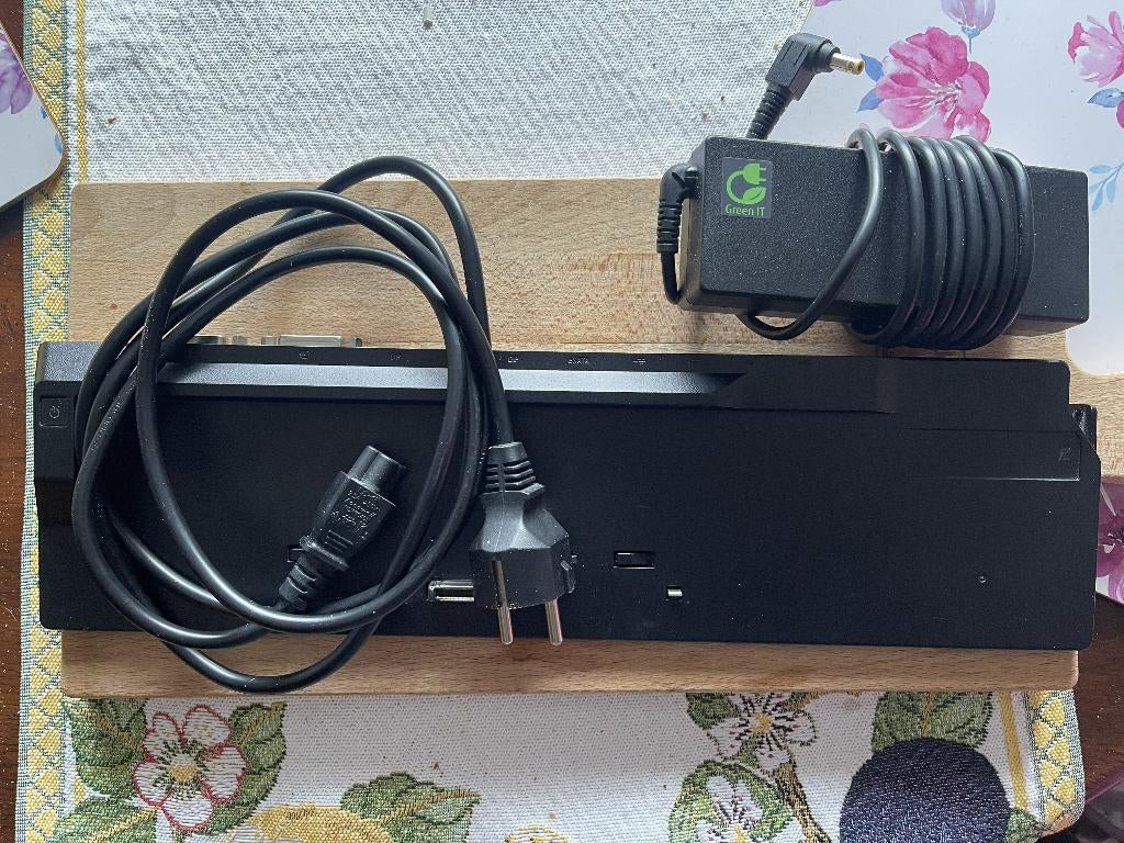 Fujitsu LifeBook Port Replicator FPCPR231, Fujitsu siemens, Ophalen of Verzenden, Zo goed als nieuw, Docking station