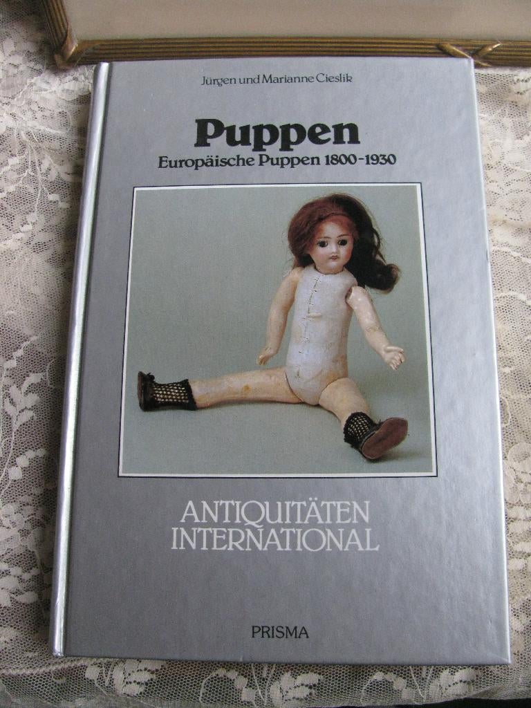 Poppenboek / Poppen Boek - met o.a Käthe Kruse Pop, Verzenden, Gebruikt, Overige typen