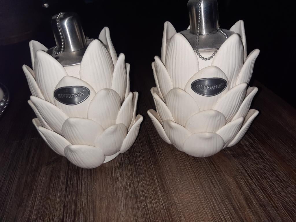 RIVERDALE 2 OLIELAMPJES, Overige materialen, Ophalen of Verzenden, Zo goed als nieuw, Crème