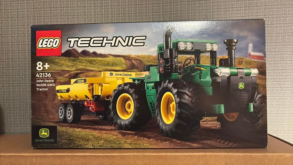 LEGO TECHNIC 42136 John Deere 9620R 4WD Tractor Nieuw, Kinderen en Baby's, Speelgoed | Duplo en Lego, Ophalen of Verzenden, Nieuw