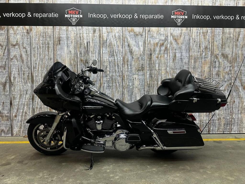 HARLEY-DAVIDSON ROAD GLIDE LIMITED FLTRK (2019) - foto 2