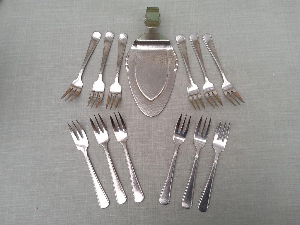 Gero Zilmeta 294 Hamerslag  - Taartschep  + 12 Taartvorkjes, Antiek en Kunst, Antiek | Bestek, Ophalen of Verzenden