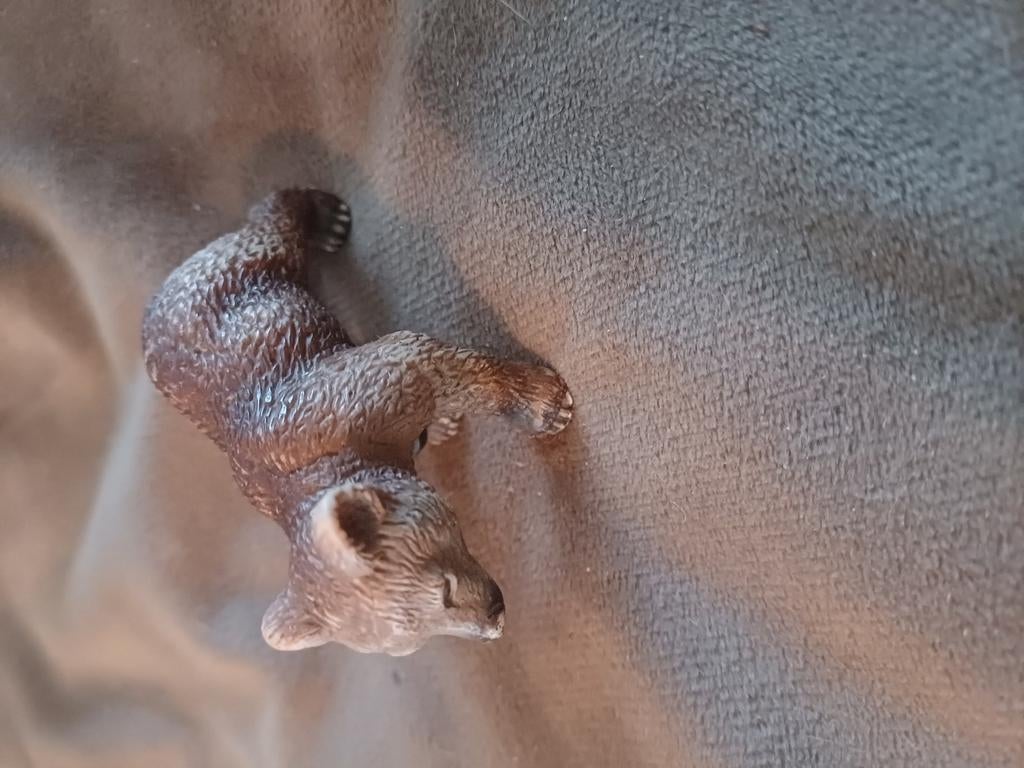 Schleich grizzly jong, Ophalen of Verzenden, Zo goed als nieuw, Wild dier, Beeldje of Figuurtje